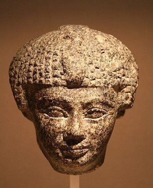 Senusret I, 2nd Pharoah of the 12th Dynasty, reigned ca. 1971-1929,  Agyptisches Museum der Universität Leipzig    (Photo: Einsamer Schutz)